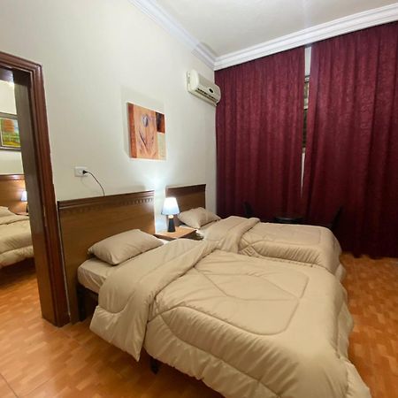 Sufara Hotel Suites Amman Buitenkant foto