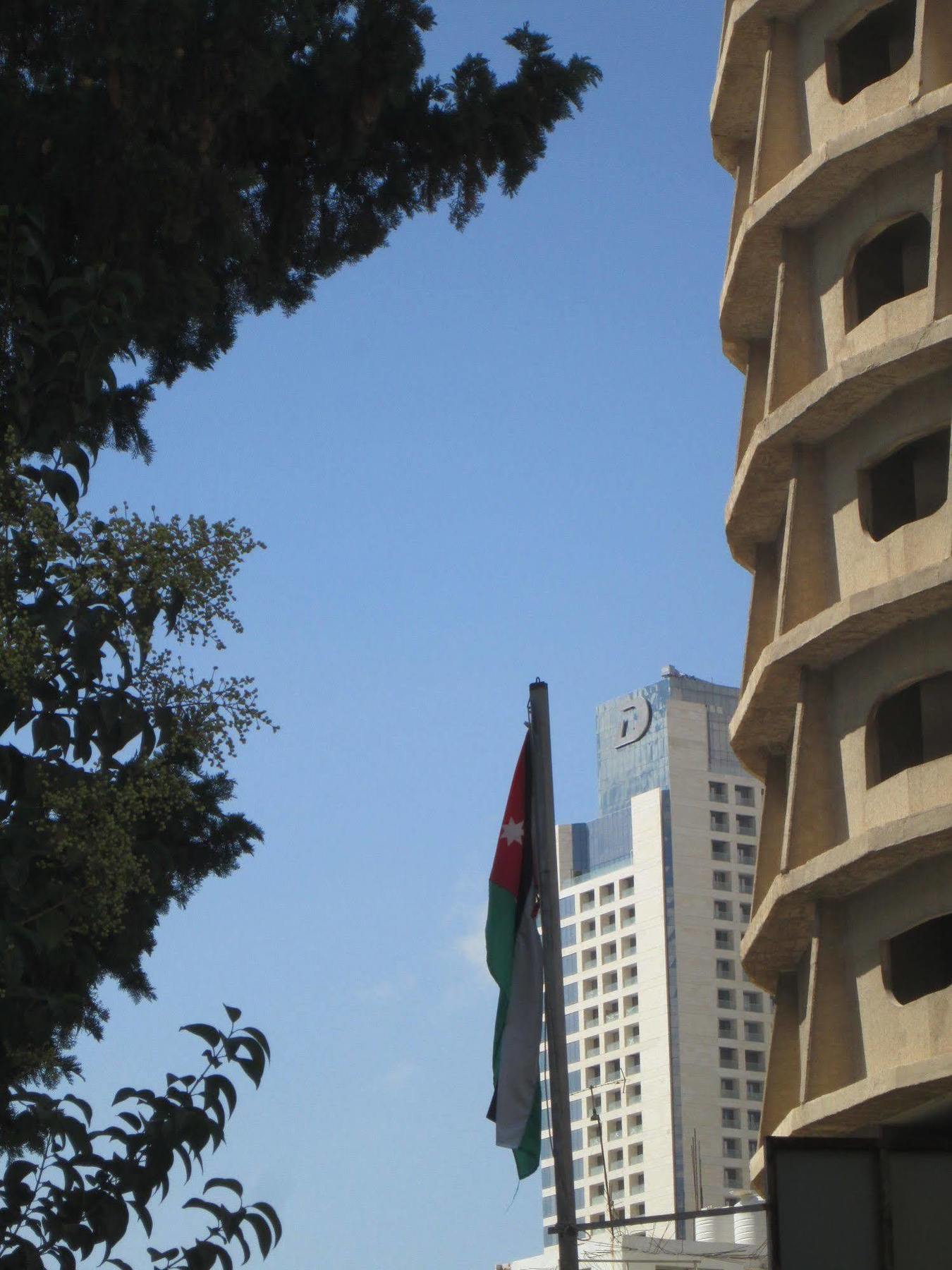 Sufara Hotel Suites Amman Buitenkant foto